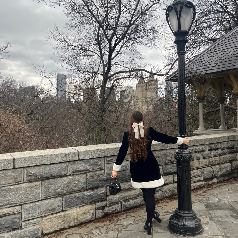 Hi! Welcome to my closet